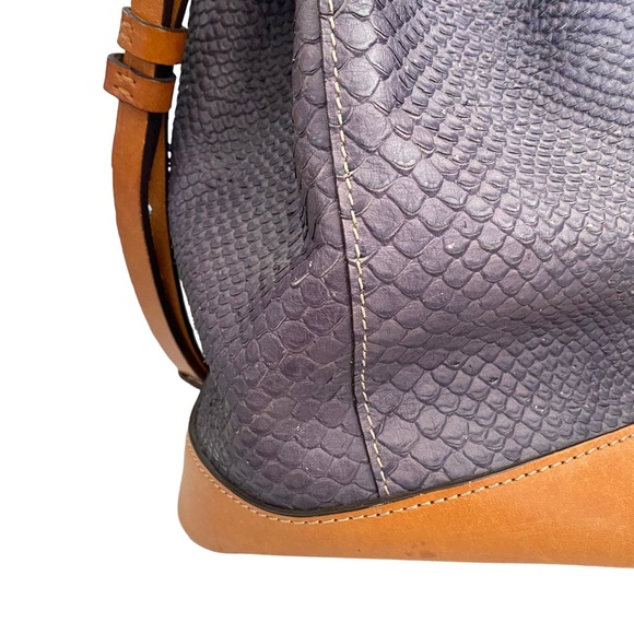 Dooney and Bourke drawstring bucket Snakeskin Texture Shoulder Bag - Picture 11 of 16